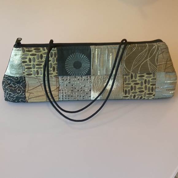 Lil Bee Handbags - Lil Bee Handbag